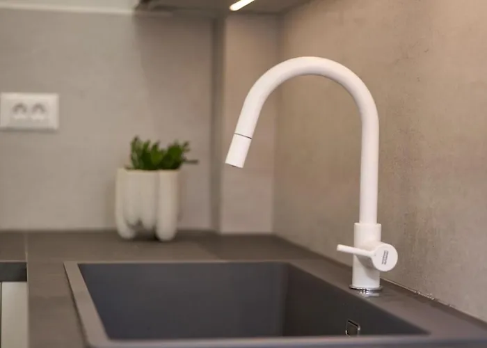 Apartment Bougainvillea Bliss